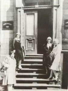 Newly arrived maids on the steps of the Finnish Immigrant Home in Montreal ca 1929 Victor Kangas Collection